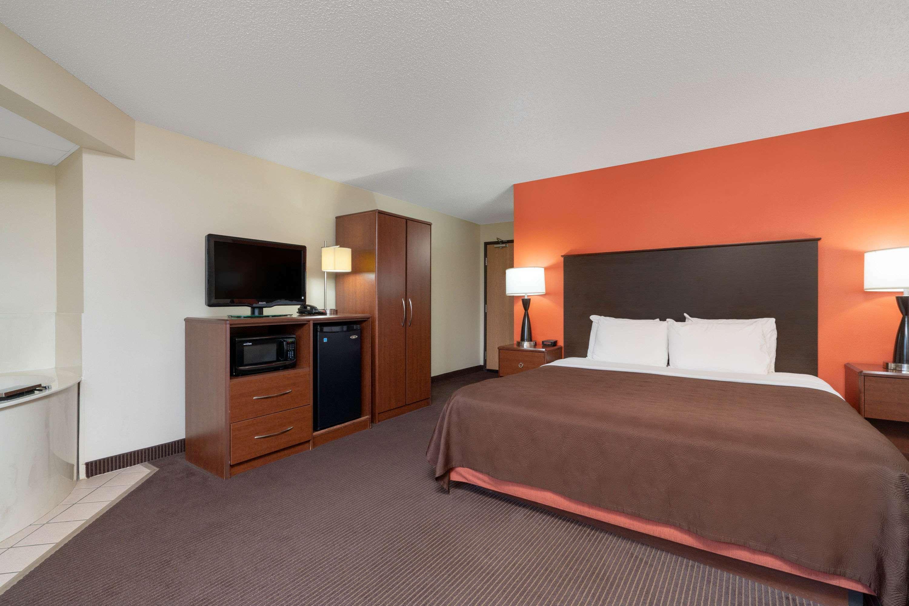 Americinn By Wyndham Coon Rapids Exterior foto